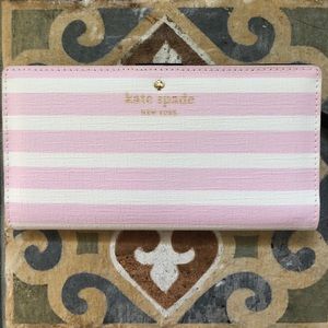 Kate Spade pink and white stripe wallet 💕👛